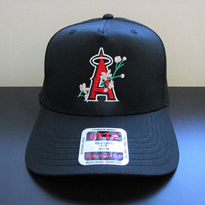 Black logo snapback cap