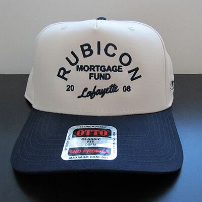 White and navy trucker cap White and navy trucker cap