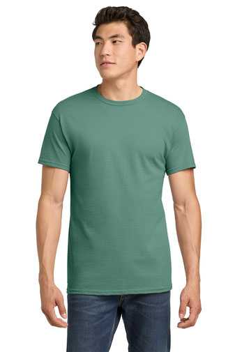 Gildan 5000 ®  - Heavy Cotton ™  100% Cotton T-Shirt.